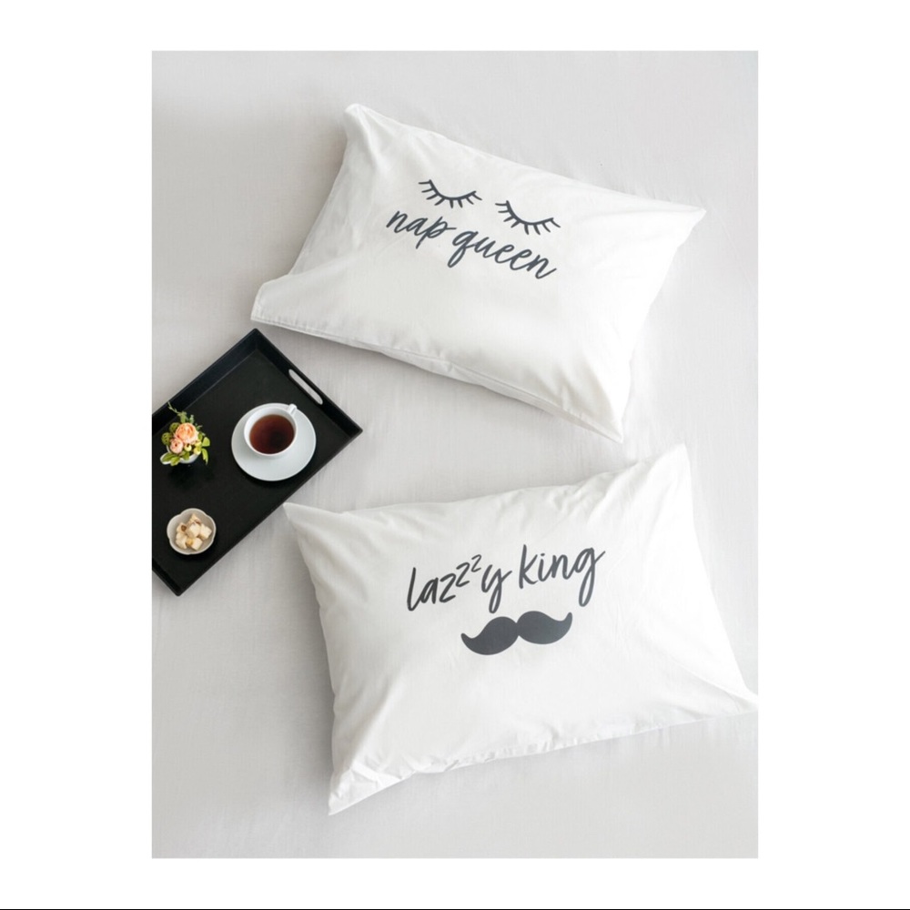 2 Pieces Love Pillowcases White Black